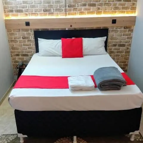 Hotel Urban São Paulo 0*,